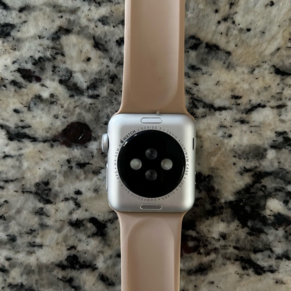 Apple Watch | Series 3 | 38 mm | Silver - Picture 3 of 3